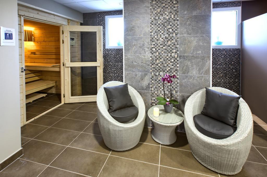 Logis Hotel Restaurant & Spa Au Comte D'Ornon جرادينيا المظهر الخارجي الصورة