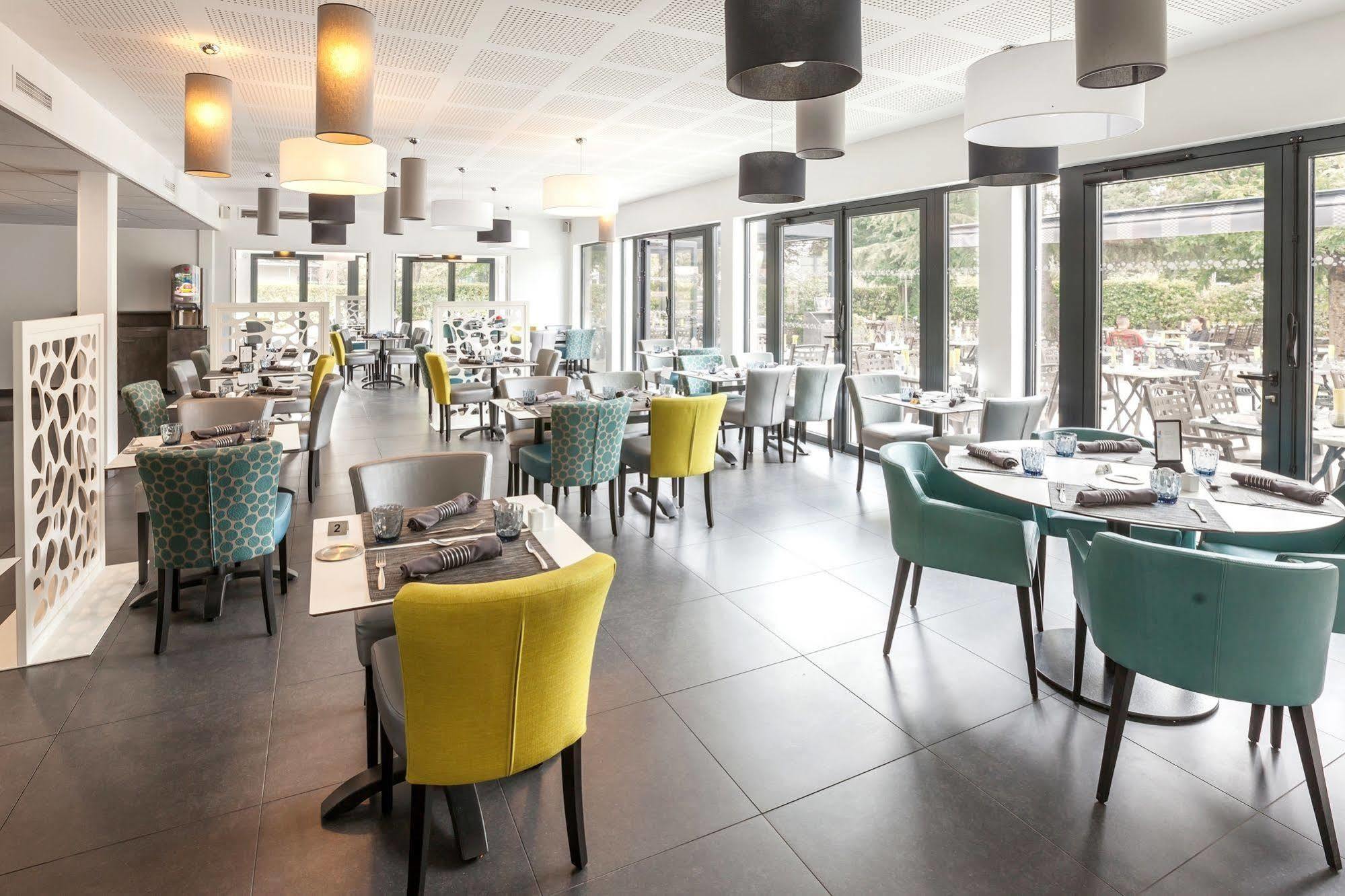 Logis Hotel Restaurant & Spa Au Comte D'Ornon جرادينيا المظهر الخارجي الصورة